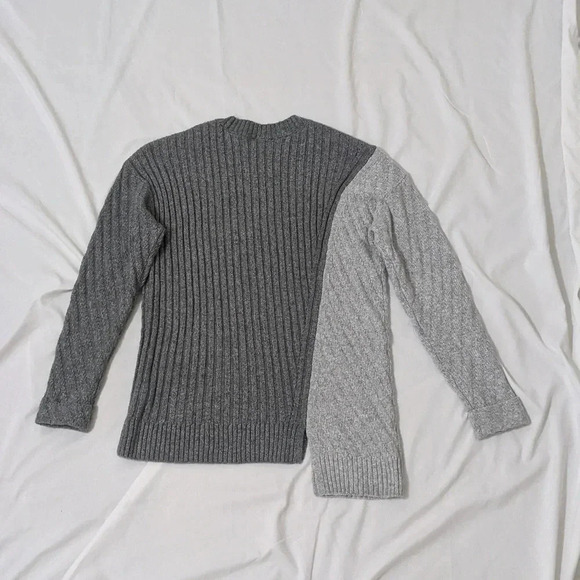 Simply Vera Vera Wang Asymmetrical-Hem Sweater, Color Dark/Light Gray Size S - Picture 3 of 12